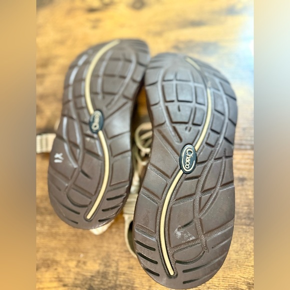 Chaco Sandals Womens Size 9 Performance Footwear Brown - Picture 7 of 9